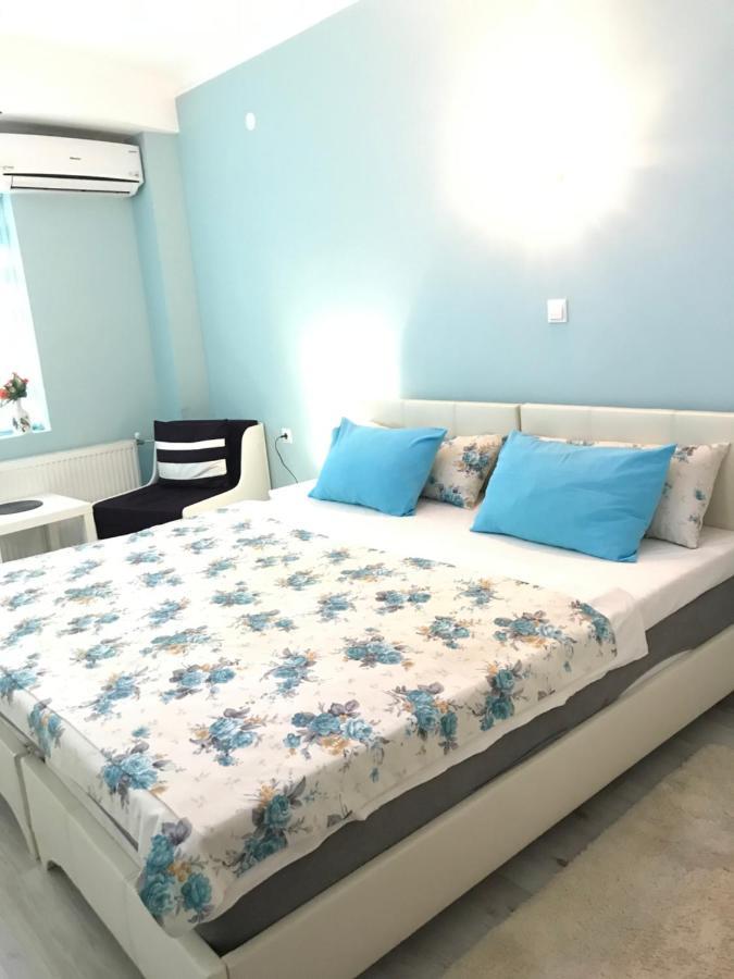 White Rose Guest Rooms Burgas City Exteriér fotografie