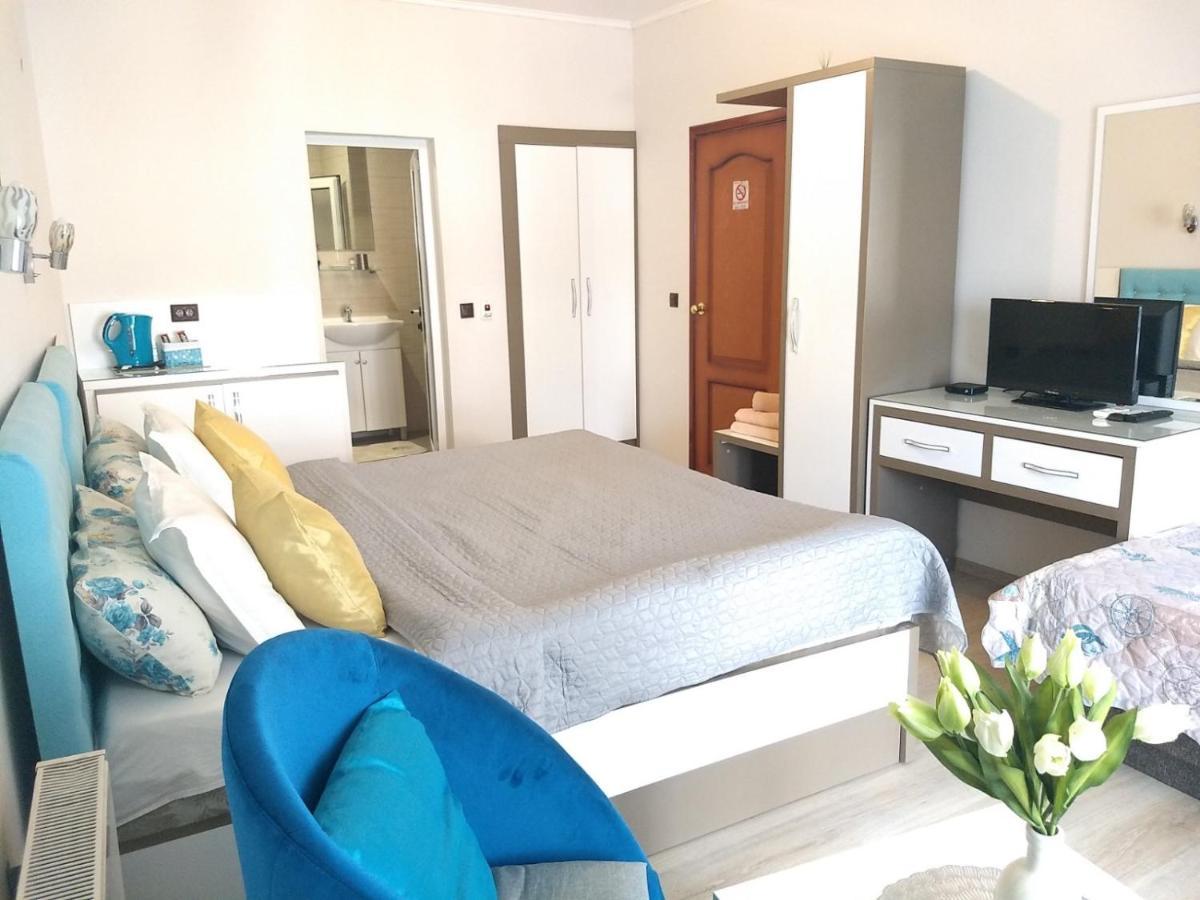 White Rose Guest Rooms Burgas City Exteriér fotografie