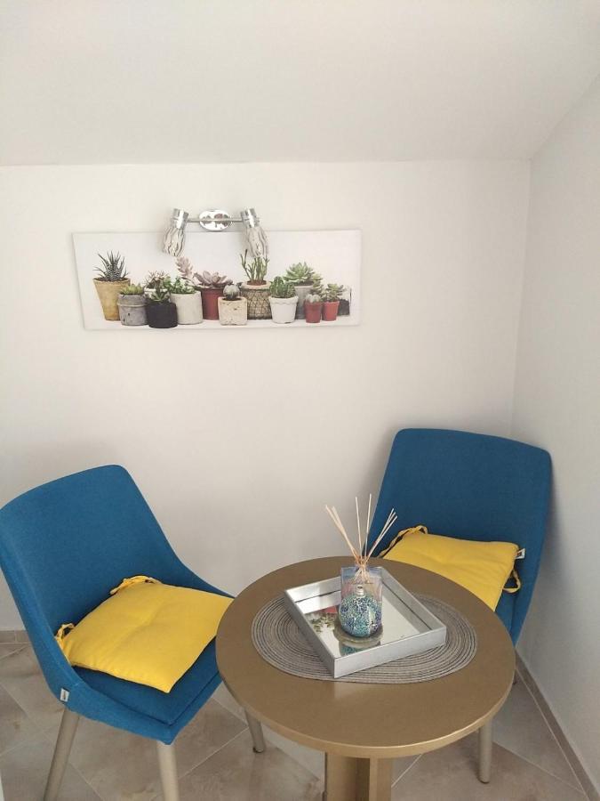 White Rose Guest Rooms Burgas City Exteriér fotografie
