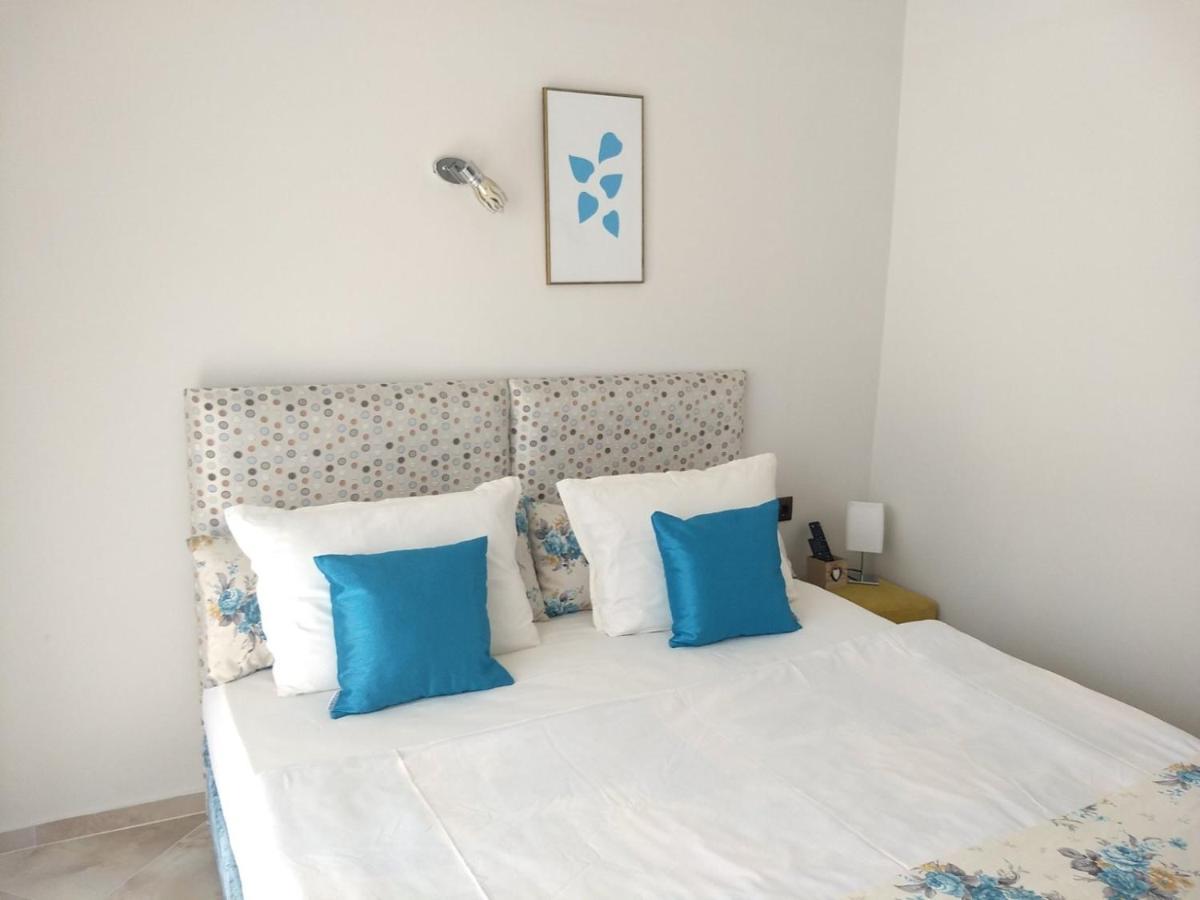 White Rose Guest Rooms Burgas City Exteriér fotografie