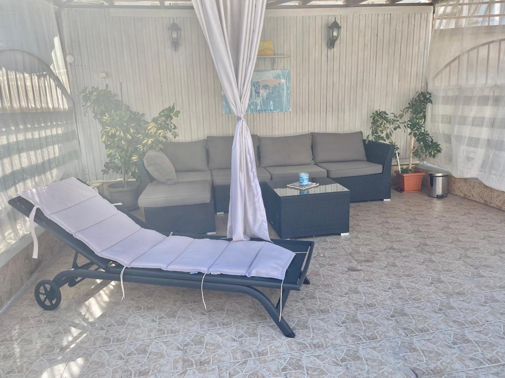 White Rose Guest Rooms Burgas City Exteriér fotografie